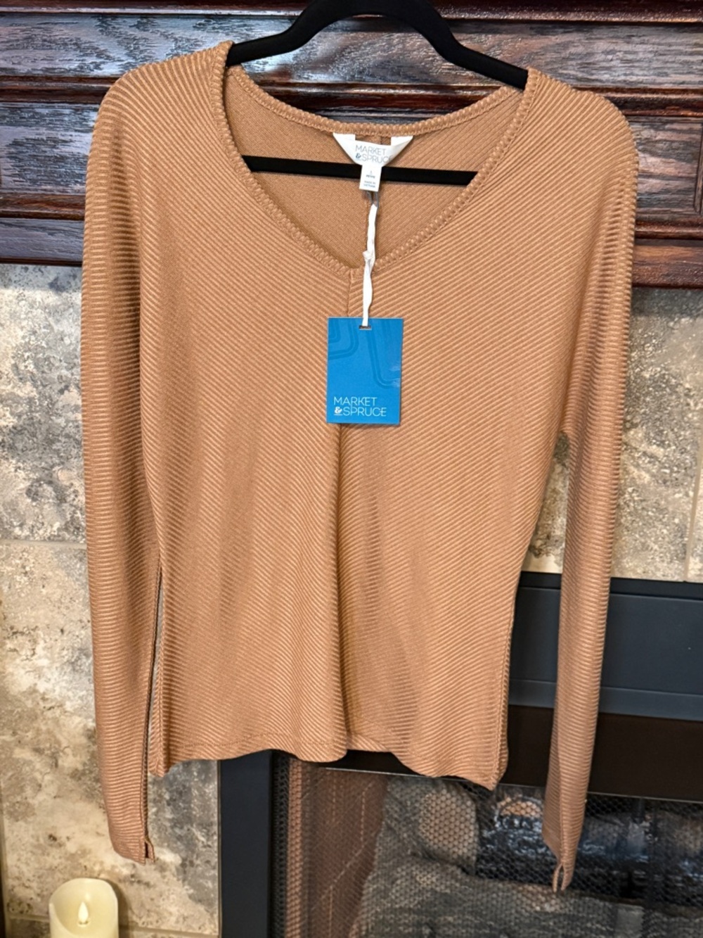 Market & Spruce Ribbed V Neck Sweater Top in Camel Womens Size Large Petite NWT
